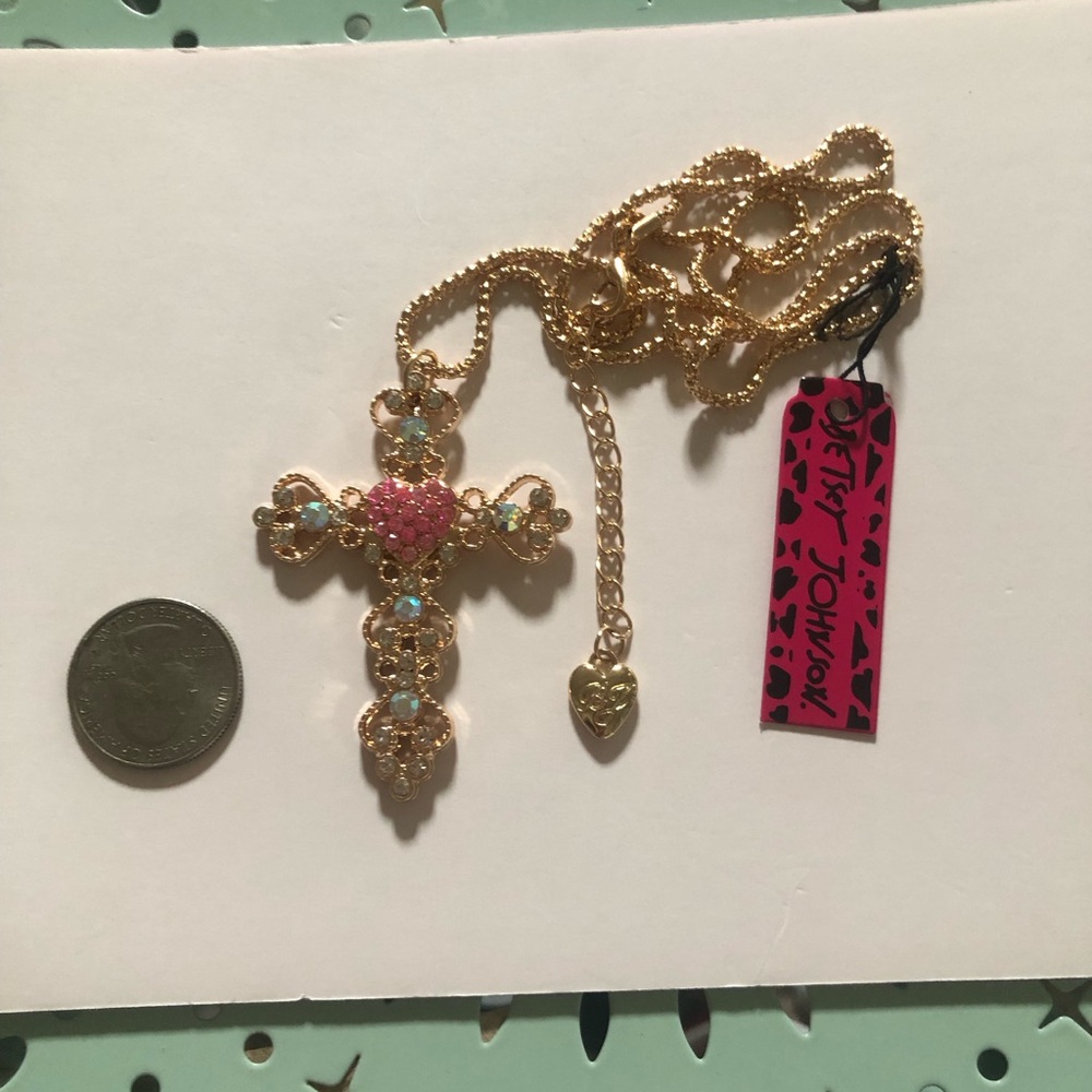 NWT Betsey Johnson Gold-Tone Pink Cross Pendant Necklace - Picture 5 of 6